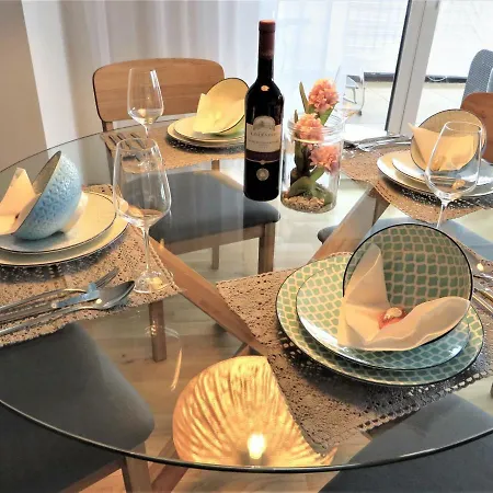 Διαμέρισμα Bodensee Luxus Ferienwohnung Claudia 3 Φριντρισχάφεν