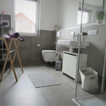 Bodensee Luxus Ferienwohnung Claudia 3 *